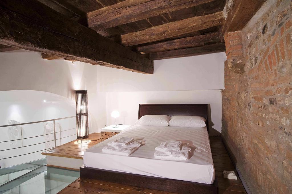 Apartament Loft Pandolfini Florencja Pokój zdjęcie